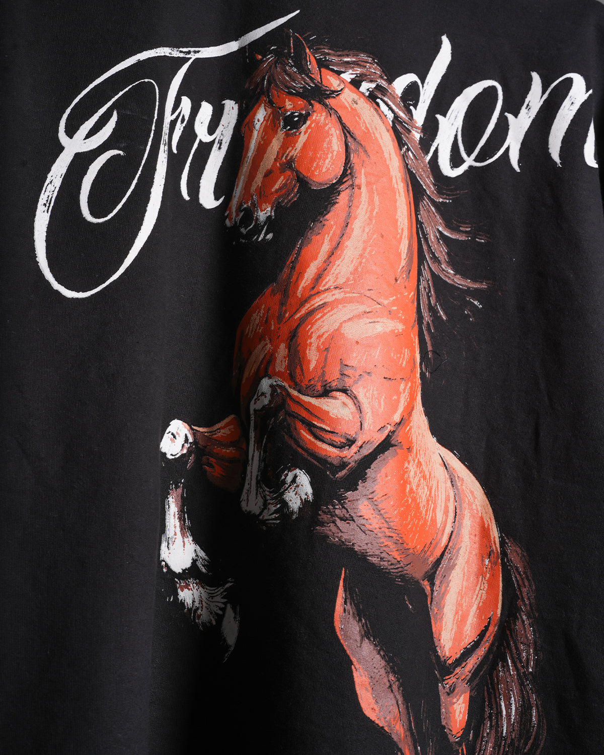 BLACK HORSE T-SHIRT