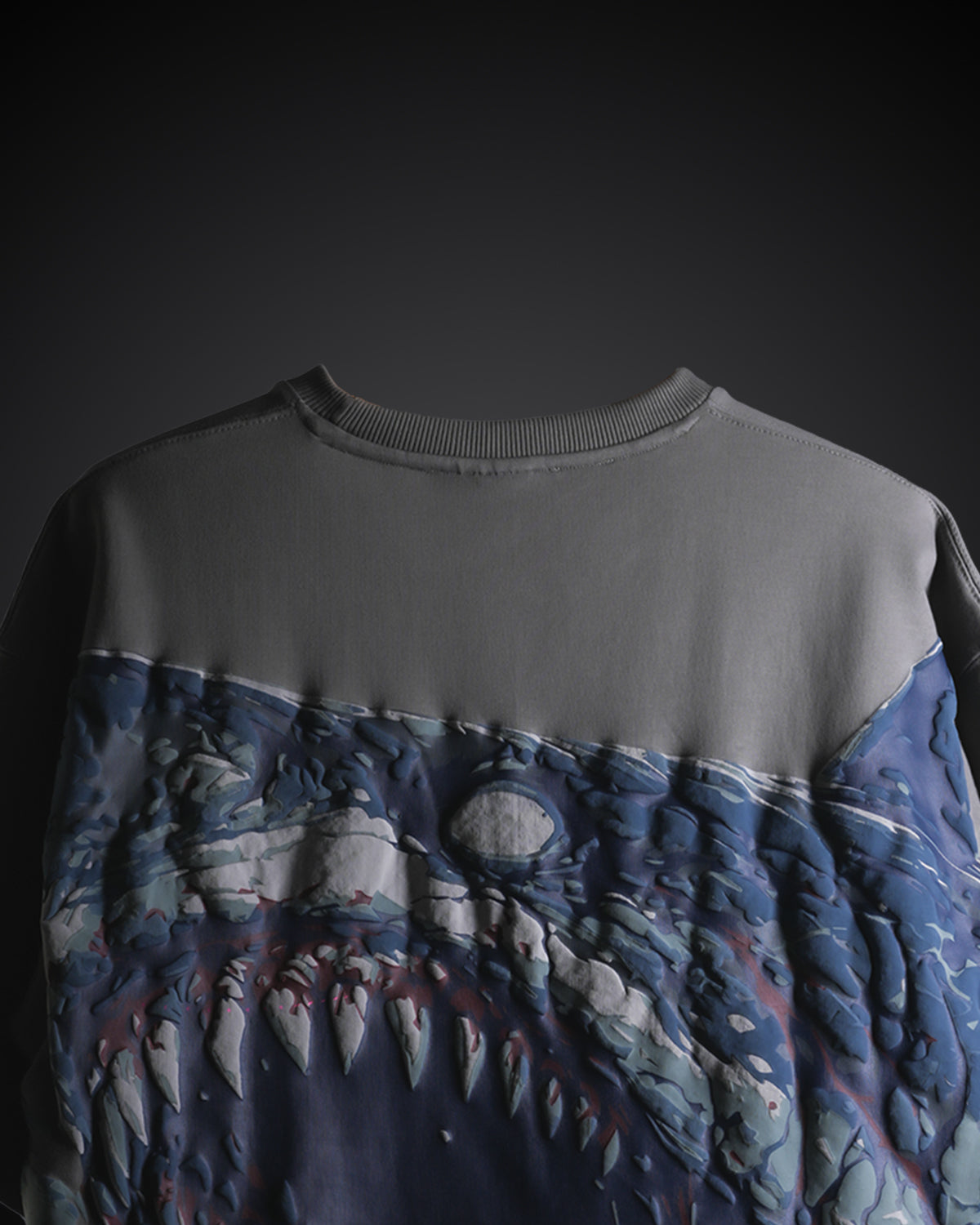 GREY SHARK T-SHIRT