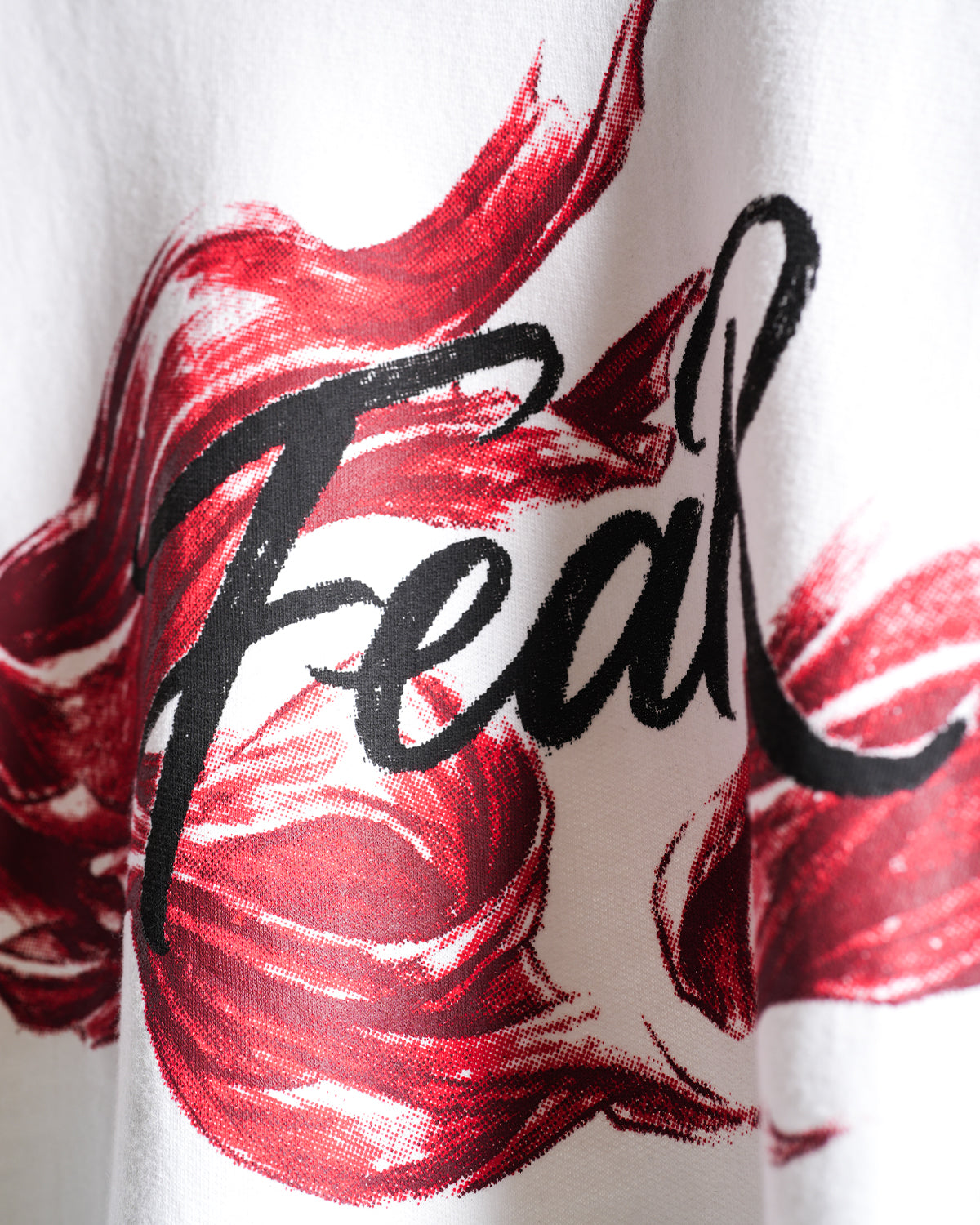 WHITE BULL T-SHIRT