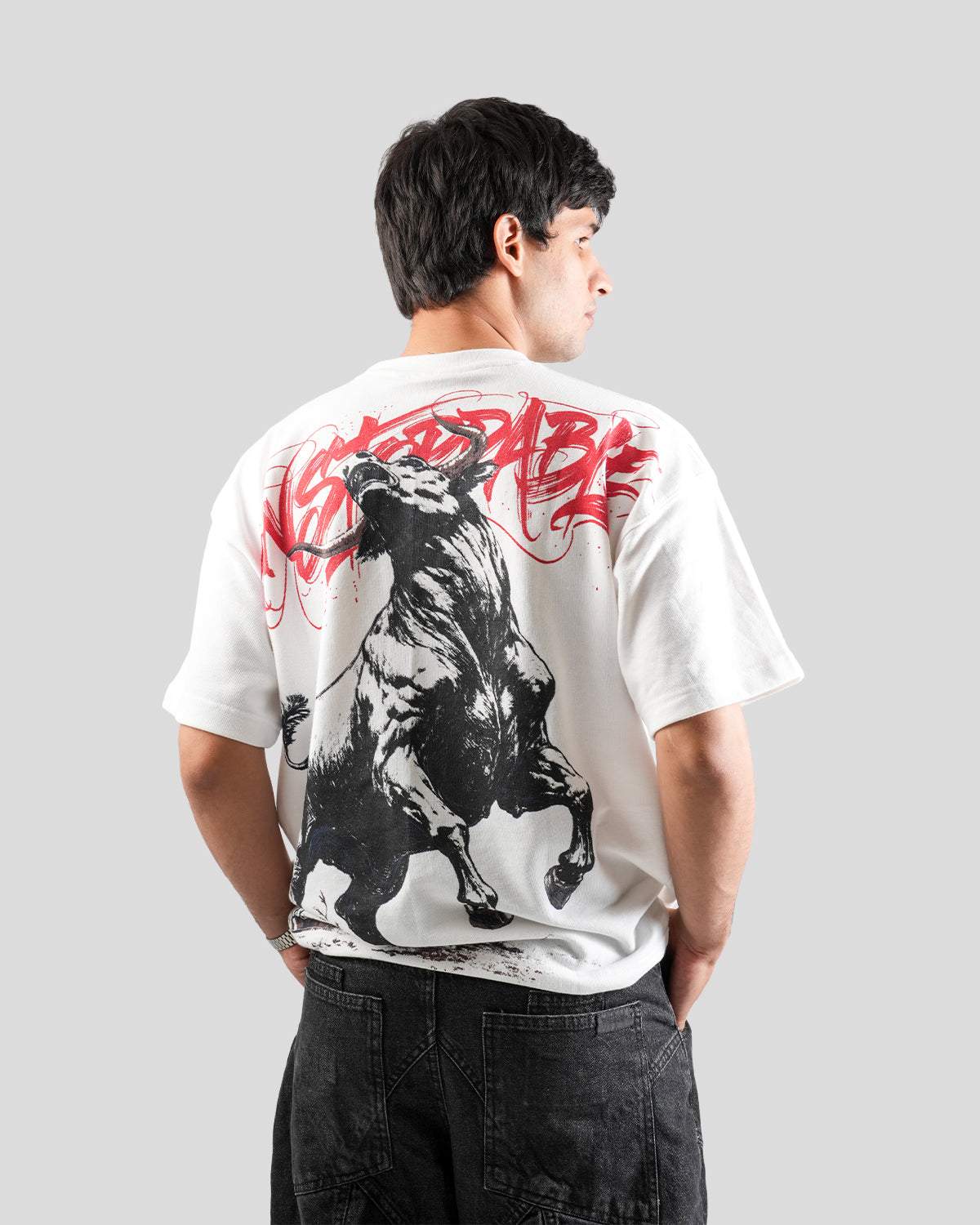 WHITE BULL T-SHIRT
